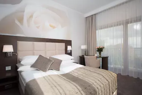 5. Hotel Różany Gaj****